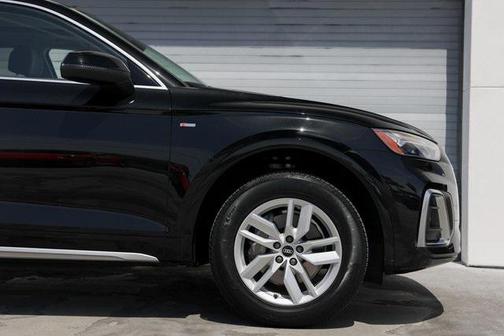 2022 Audi Q5 45 S line Premium