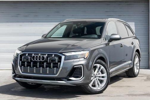 2025 Audi Q7 55 Prestige