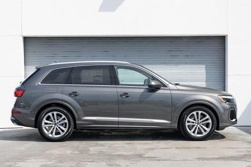 2025 Audi Q7 55 Prestige