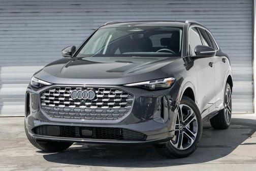 2025 Audi Q5 Premium Plus