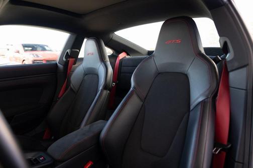 2024 Porsche 911 Carrera GTS