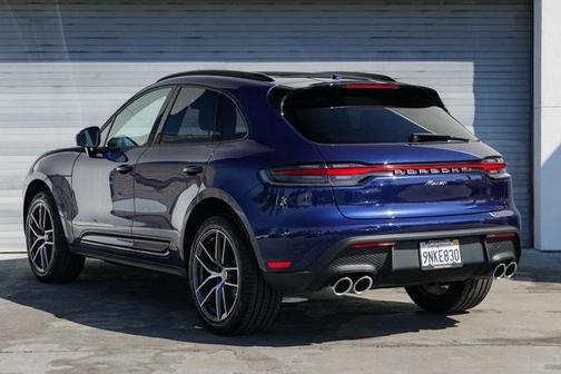 2024 Porsche Macan Base