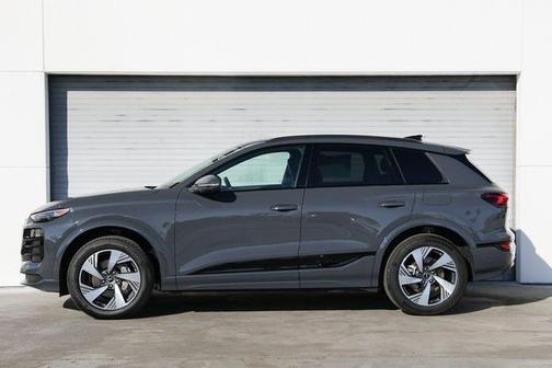 2025 Audi Q6 e-tron Premium Plus quattro