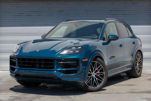 2024 Porsche Cayenne S