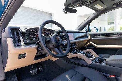 2024 Porsche Cayenne S