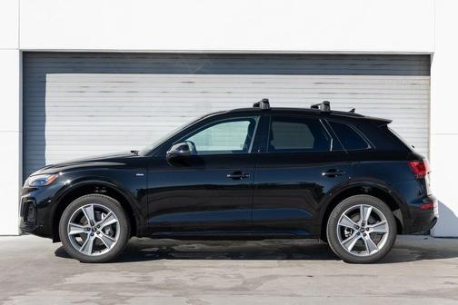 2025 Audi Q5 45 S line Premium