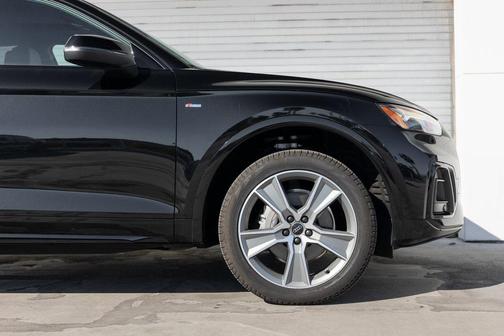 2025 Audi Q5 45 S line Premium
