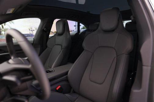 2023 Porsche Taycan Cross Turismo 4S