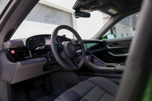 2023 Porsche Taycan Cross Turismo 4S