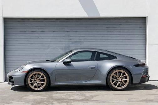2025 Porsche 911 