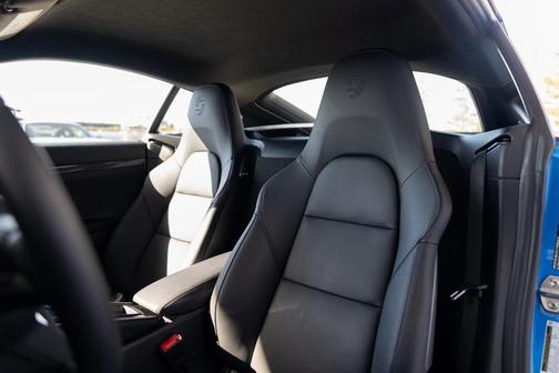 2025 Porsche 718 Cayman GTS 4.0