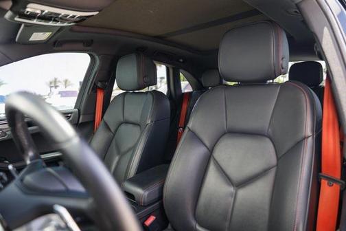 2023 Porsche Macan 