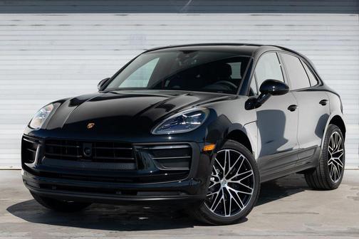 2026 Porsche Macan 