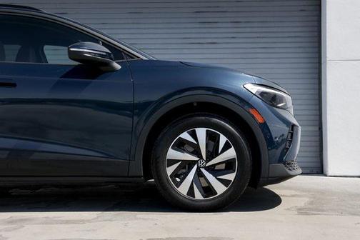2023 Volkswagen ID.4 Standard