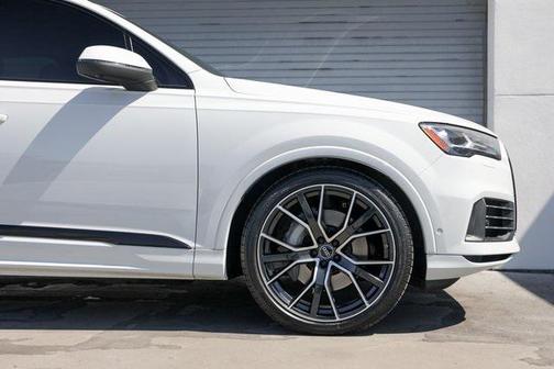 2022 Audi Q7 55 Prestige