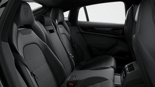 2024 Porsche Panamera 4