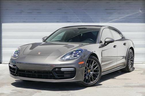 2018 Porsche Panamera 4S