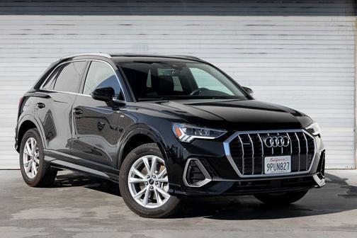 2024 Audi Q3 Premium 45 TFSI S line quattro Tiptronic