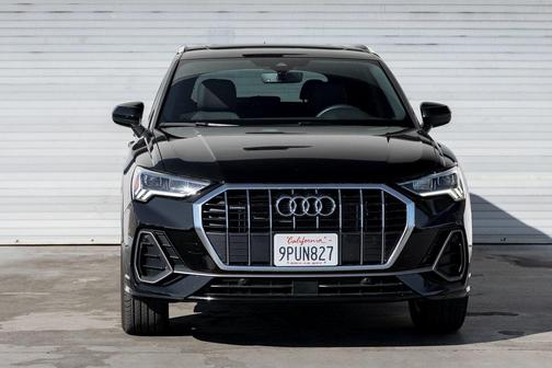 2024 Audi Q3 Premium 45 TFSI S line quattro Tiptronic