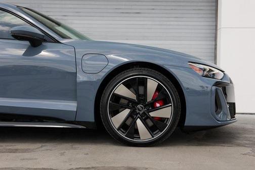 2025 Audi S e-tron GT Premium Plus