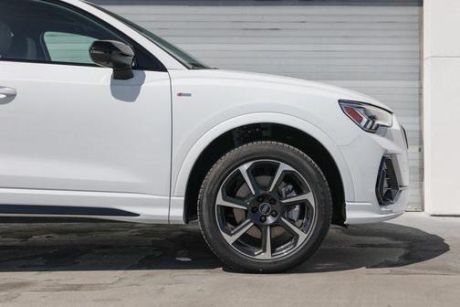 2025 Audi Q3 45 S line Premium Plus
