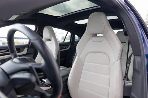 2024 Porsche Panamera 4