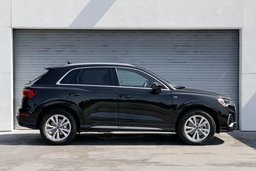 2024 Audi Q3 45 S line Premium Plus