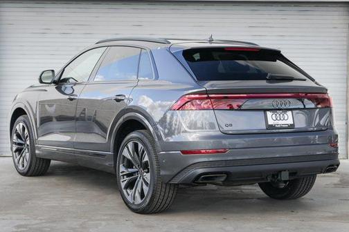 2025 Audi Q8 55 Premium Plus