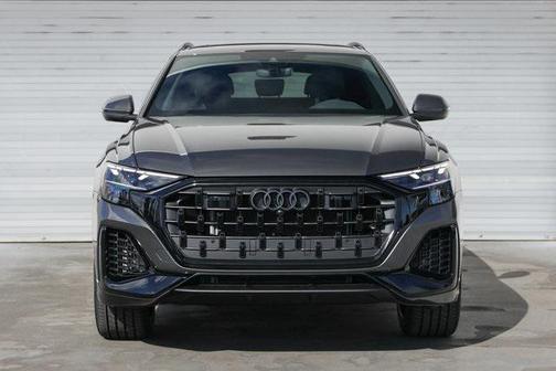 2025 Audi Q8 55 Premium Plus
