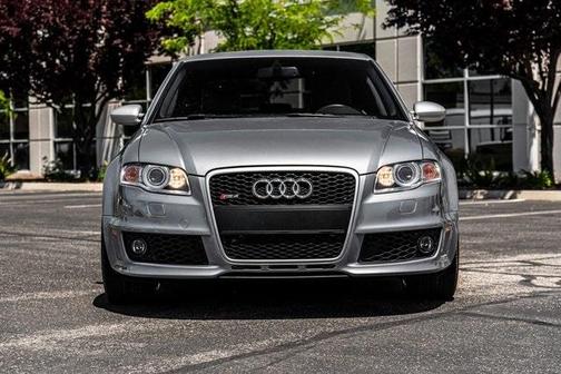 Photo 2 of 13 of 2007 Audi RS 4 4.2L (M6)