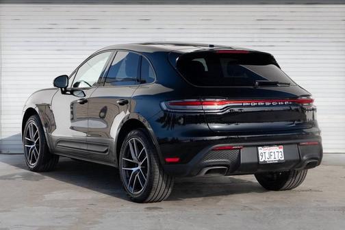 2025 Porsche Macan 