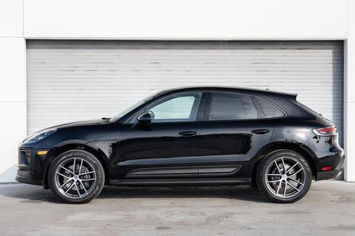 2025 Porsche Macan 