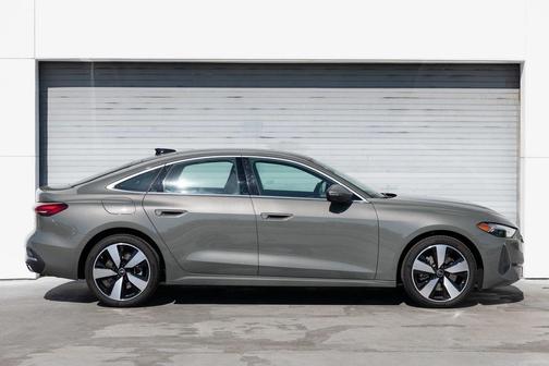 2025 Audi A5 Premium Plus TFSI quattro S tronic