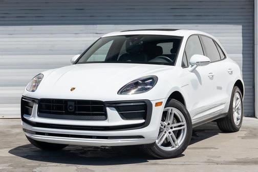 2023 Porsche Macan 
