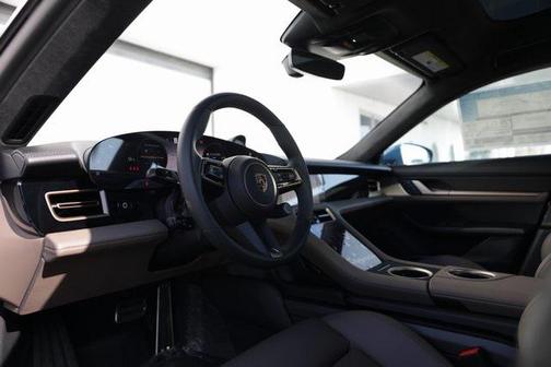 2024 Porsche Taycan Turbo S