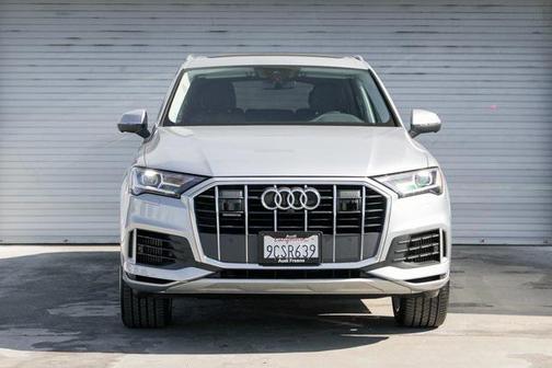 2022 Audi Q7 55 Premium Plus