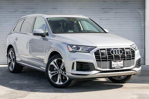 2022 Audi Q7 55 Premium Plus