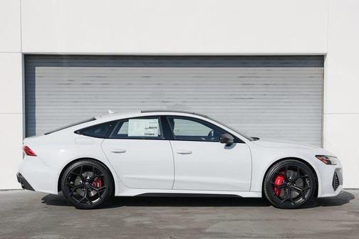 2025 Audi RS 7 4.0T Performance