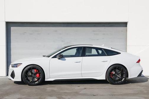 2025 Audi RS 7 4.0T Performance