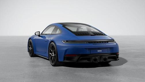 2025 Porsche 911 Carrera 4 GTS
