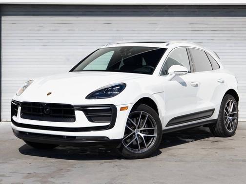 2025 Porsche Macan 