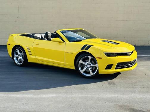 Bright Yellow 2014 Chevrolet Camaro 2SS