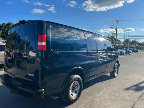 2017 GMC Savana 2500 Work Van