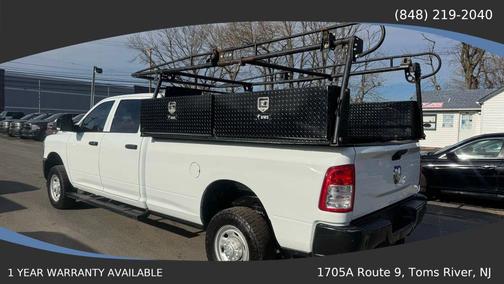 2022 RAM 2500 Tradesman Crew Cab 4x4 8' Box