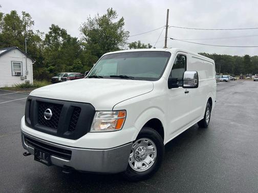 2013 Nissan NV Cargo NV3500 HD S V8