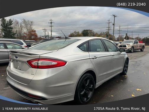 2014 Ford Fusion SE