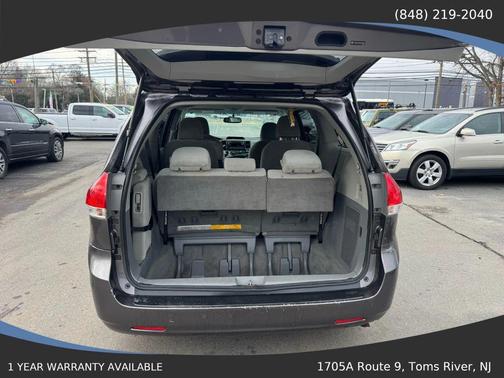 2011 Toyota Sienna LE