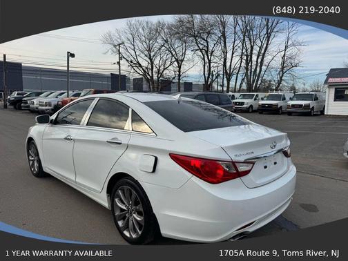 2011 Hyundai SONATA SE