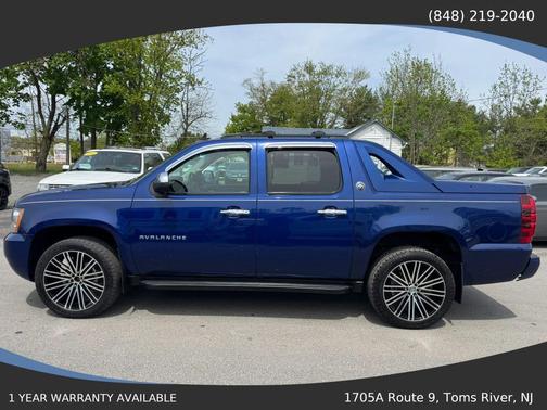 Blue Topaz Metallic 2013 Chevrolet Avalanche LS