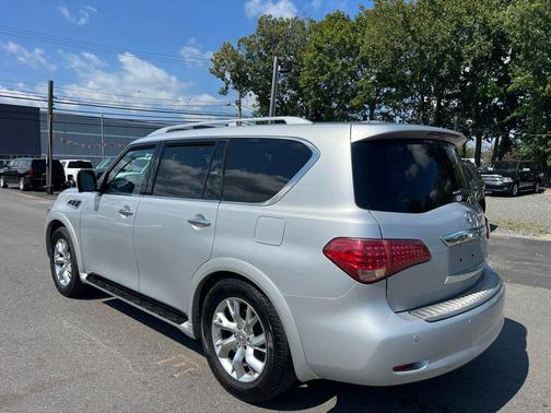2013 INFINITI QX56 Base